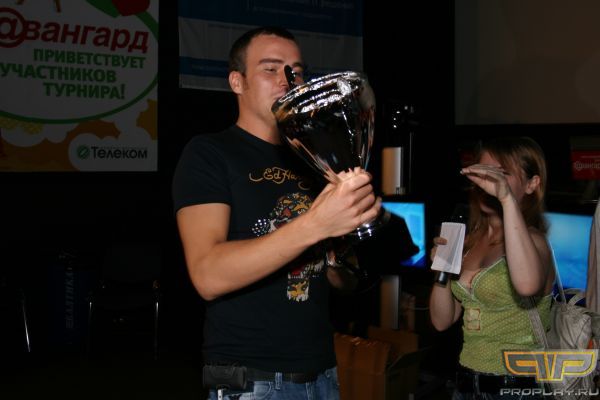 �������� ����� ������� ����� ���� �� ���� MadFan, ������� WCG 2002.