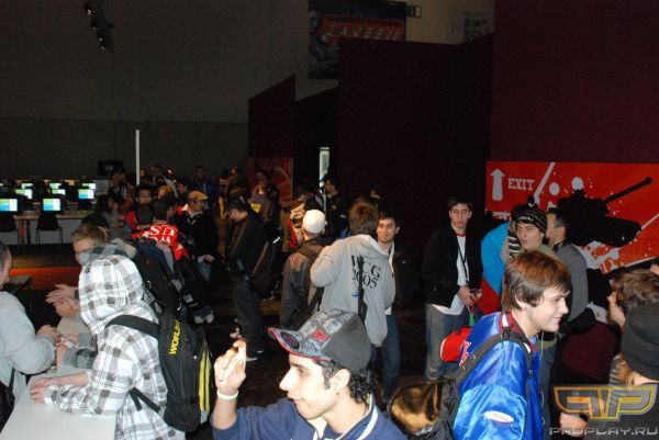 � �� ����