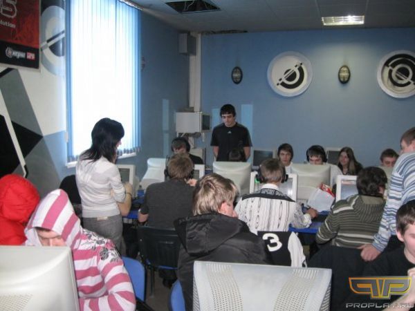 ����� ���