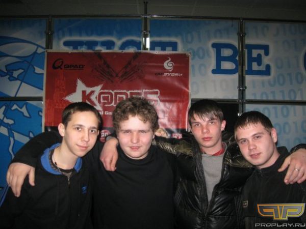 ����������