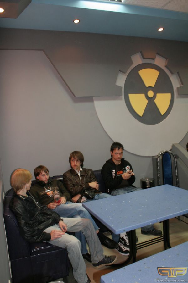 �� ������