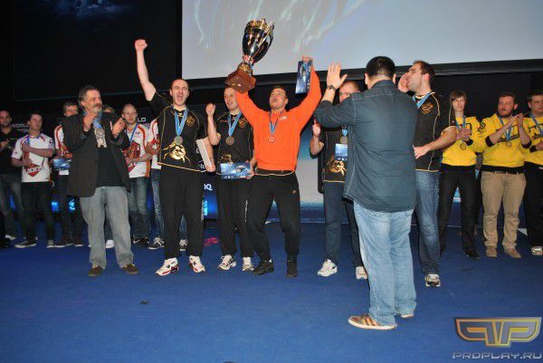 ESC ������