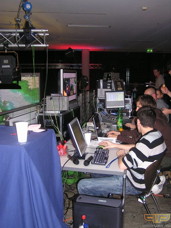 �����-����