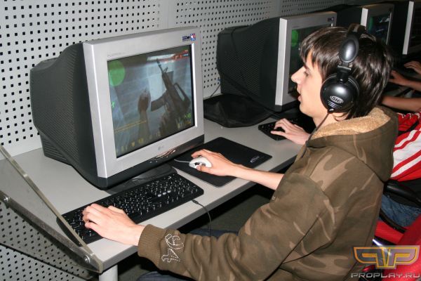 HEAD ����������, ��� �� ����� ��������������